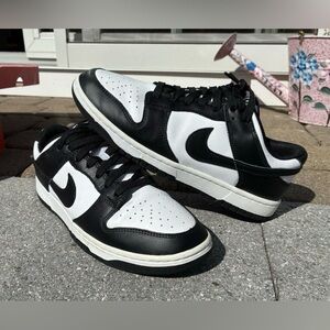 Nike Panda Dunk Low Mens Size 9.5 Black/White LIKE NEW
